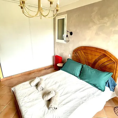 Gite Dans Mediterraneenne Ferienhaus *